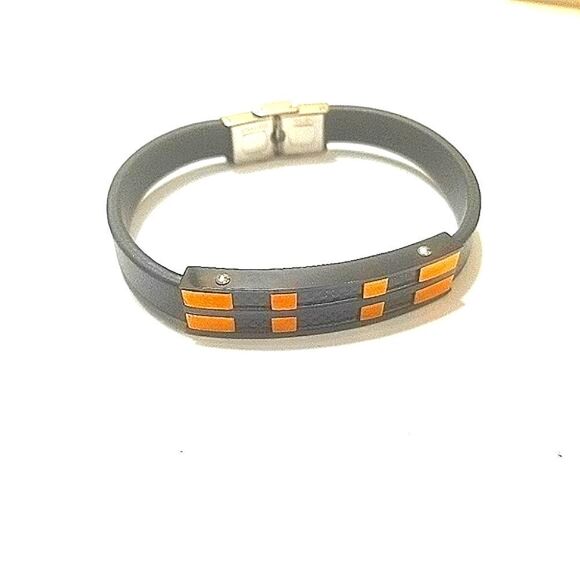 Titanium stainless steel black Leather band Bracelet. - Picture 2 of 7